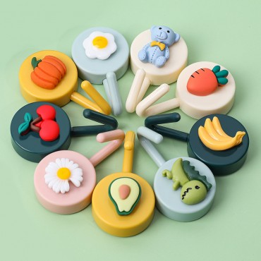 Simple and cute fruit cartoon wall hanging Simple and cute frui...